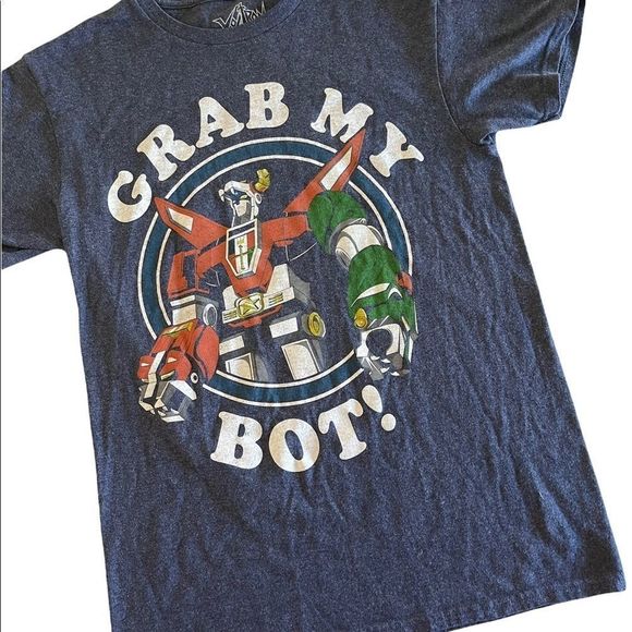 Other - Voltron Defender of the Universe graphic print T-shirt size Small